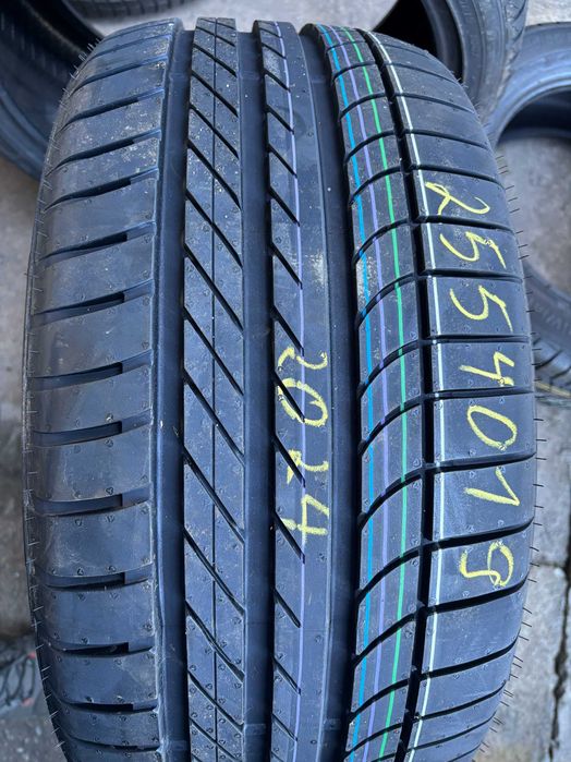 255/40/19 Гудеяр 4бр