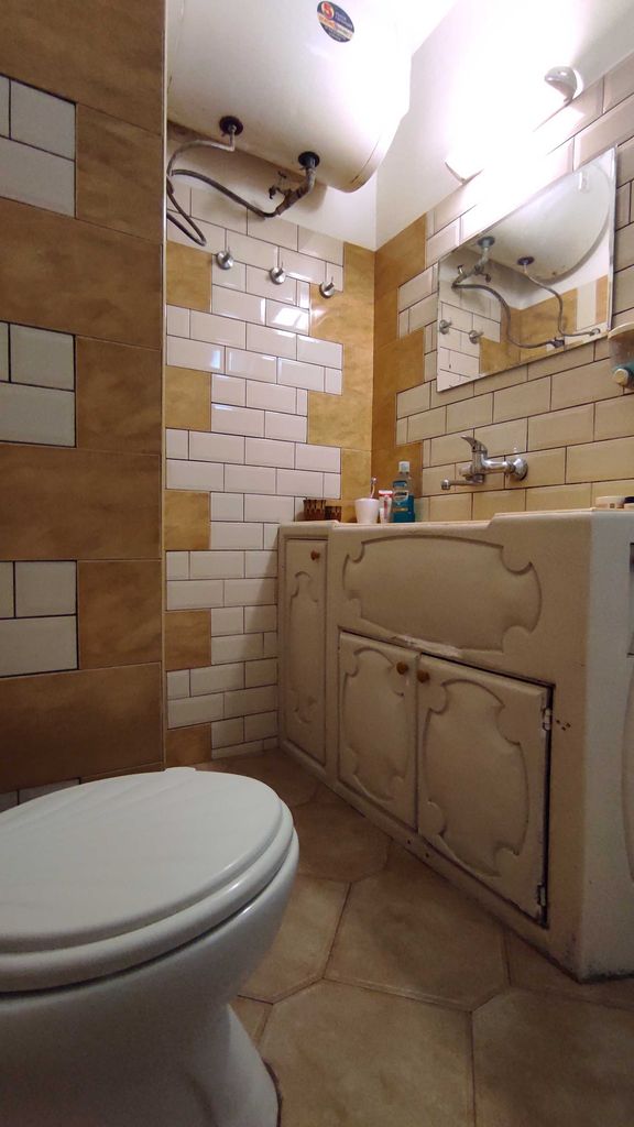 Дава се под наем Двустаен апартамент в Варна, Център - 53 кв.м за 382.5 € - Снимка #6