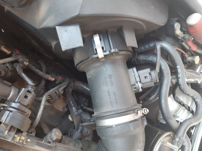 Carcasa filtru aer debitmetru intinzator acc AUDI A6 C6 4F 2.7 TDI BPP