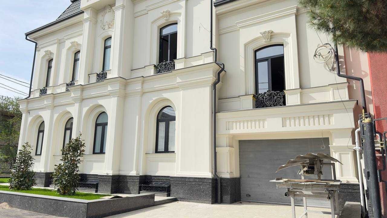Никитина БИЙ | Дом - 4 сотки: 6 комнат: Бассейн и Хаммам: 600 м²