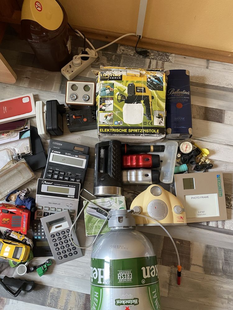 Lot diverse radio+calculator