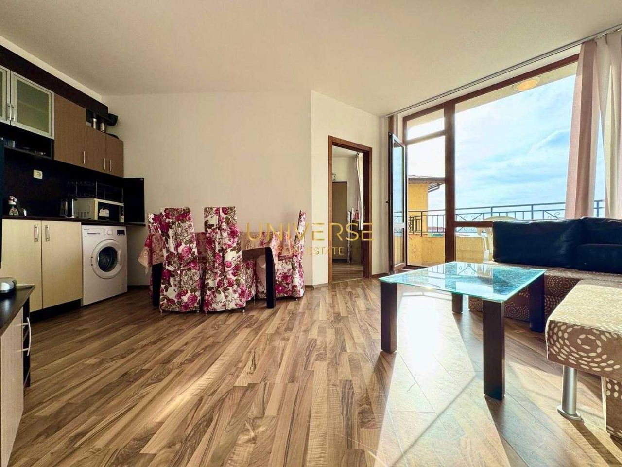 Продава се Двустаен апартамент в Свети Влас - 56 кв.м за 1358 €/кв.м - Снимка #3