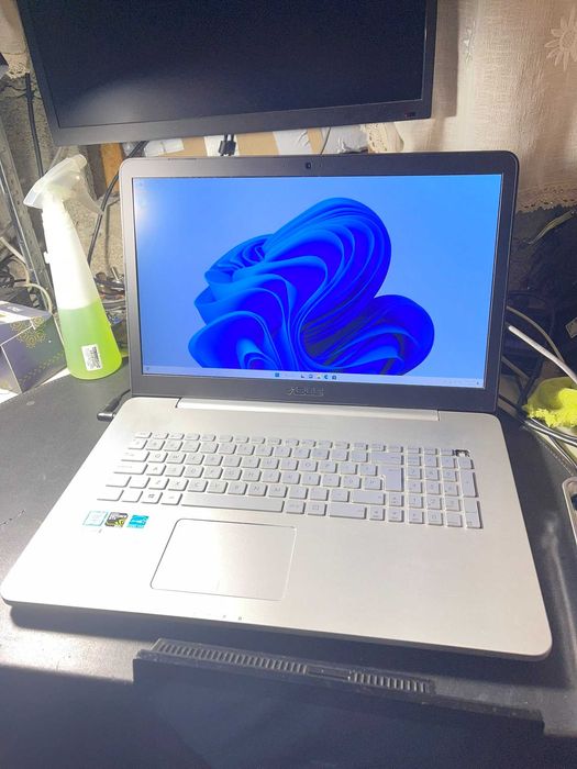 Laptop ASUS N752V i7-6700HQ 16GB RAM GTX 950M 4GB HDD+SSD 17.3”