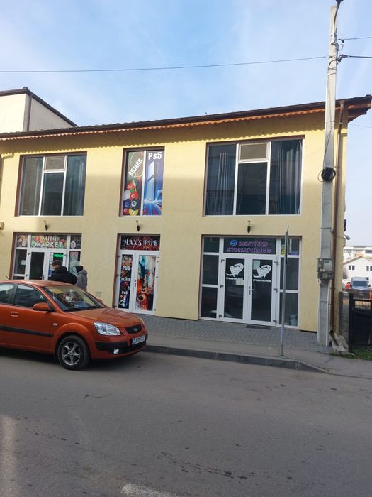 Inchiriez spațiu comercial (50mp) PARTER