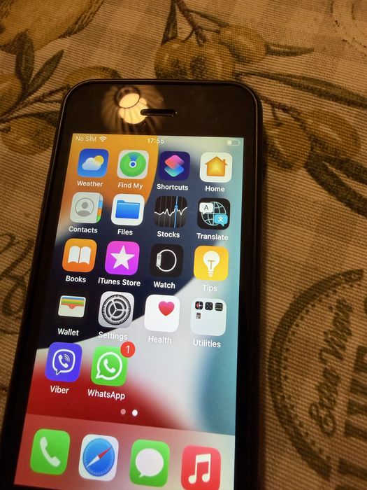 Iphone se 16gb space grey