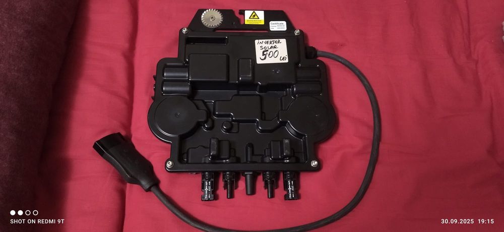 Vând patru panouri solare