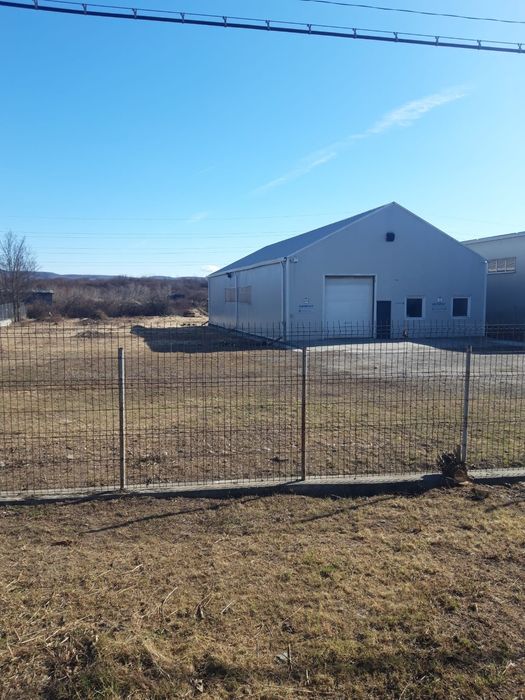 Închiriez hala industriala