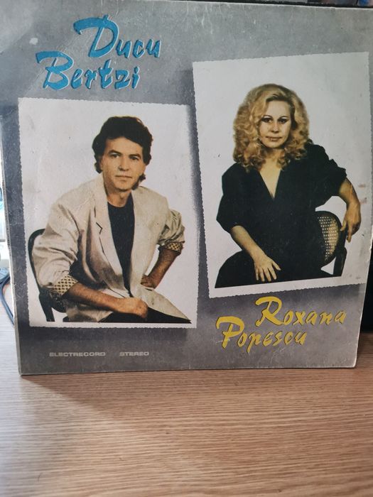 vand colectie viniluri