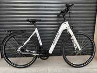 Електрически КАРБОНОВ велосипед Simplon Chenoa 625wH 28" L Bosch 4 Gen