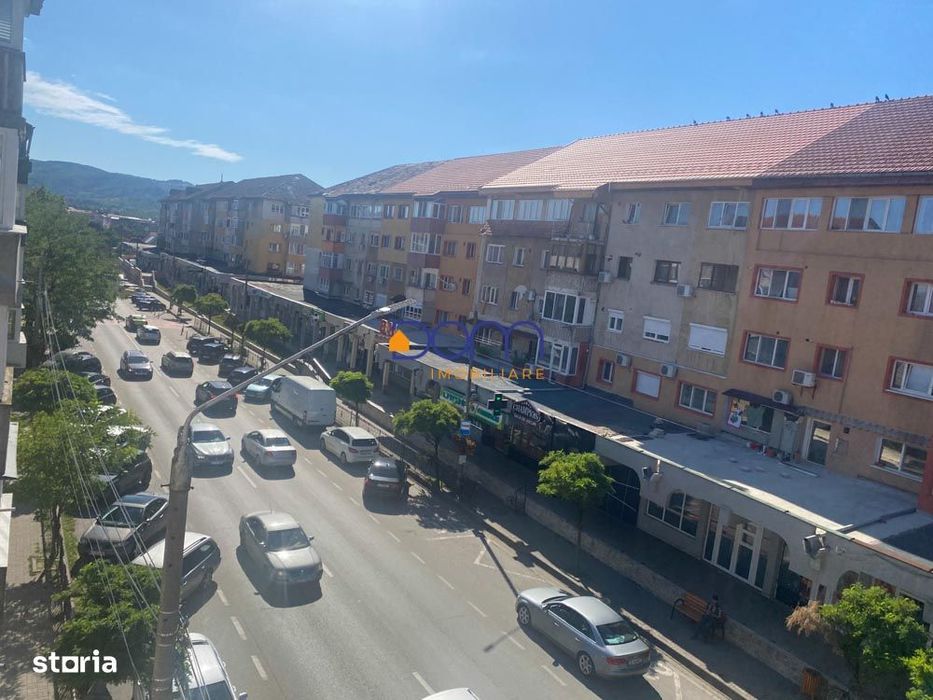 Apartament 4 camere decomandat, Pipirig