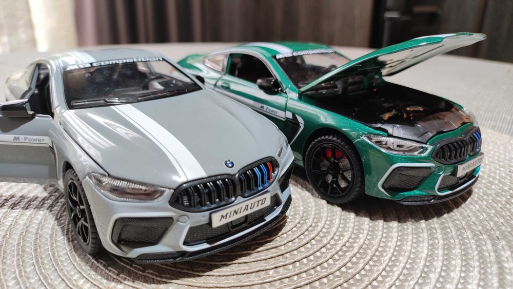 Метални колички – BMW M-Power. Мащаб 1:24.