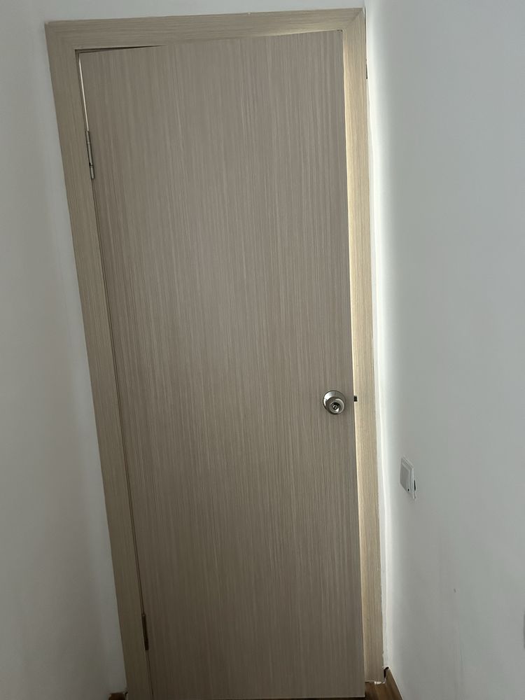 Продам Двери б/у