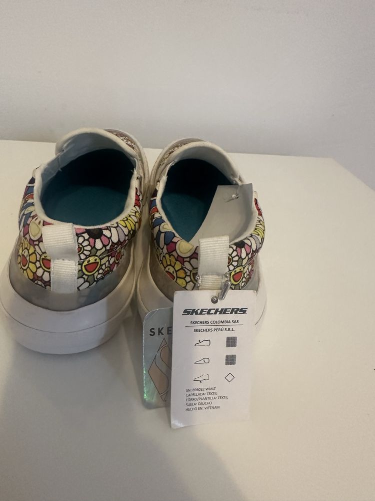 Нови детски маратонки SKECHERS