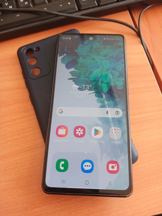 Samsung galaxy S20FE. 128gb. 5G