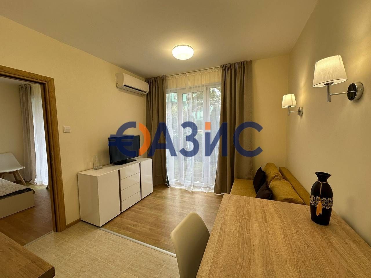Продава се Едностаен апартамент в к.к. Слънчев бряг - 45 кв.м за 1178 €/кв.м - Снимка #1