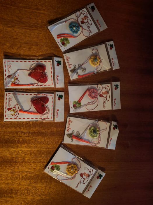 Lot martisoare 740 bucati