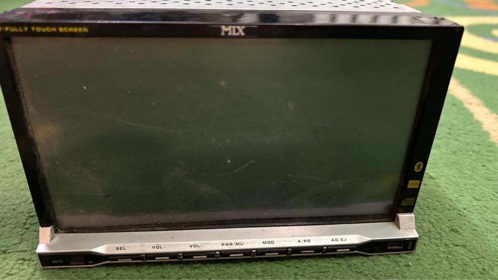 Продам автомагнитолу