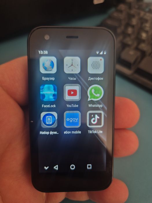 Мини айфон как новый