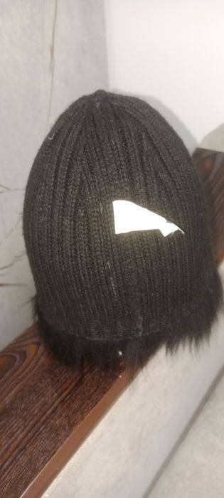 Продам женскую меховую шапку