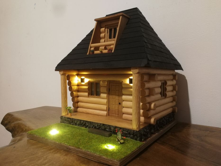 Casuta din lemn in miniatura pentru DAR NUNTA sau alte scopuri