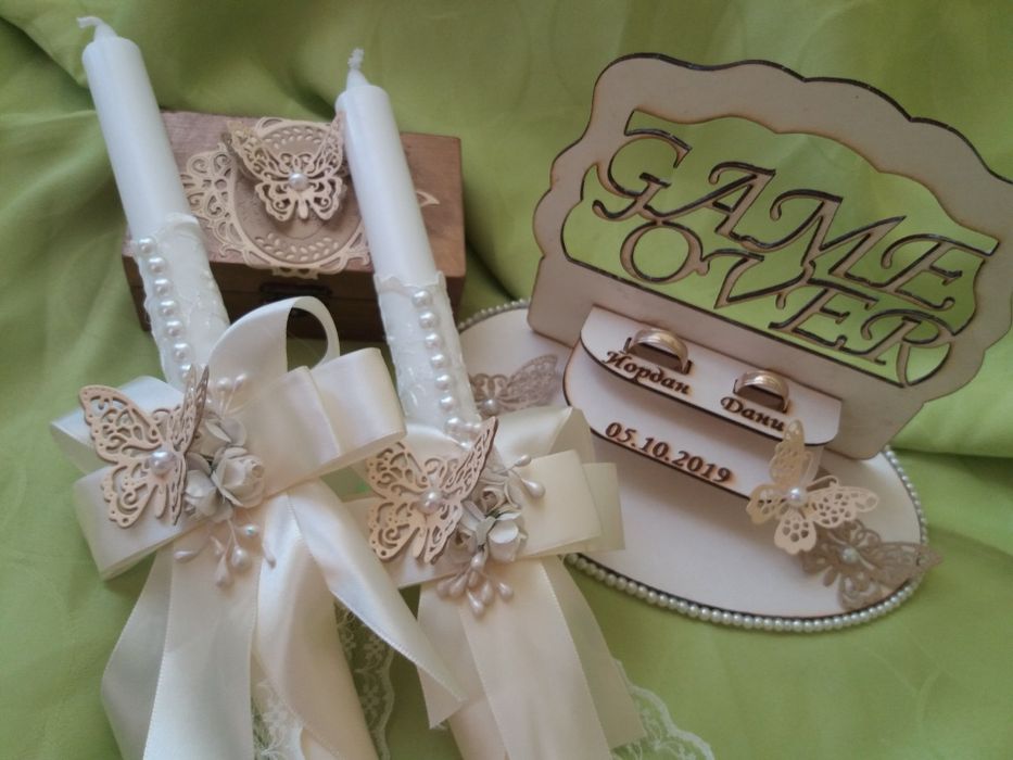 Ритуални свещи с декорация