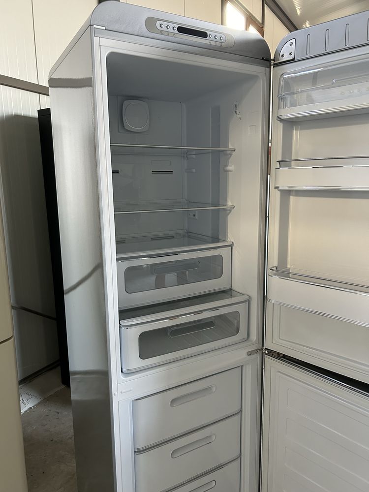 NO Frost Хладилник СМЕГ/SMEG FAB32RSV5  Стил 50-те, 197 См , 331 литра