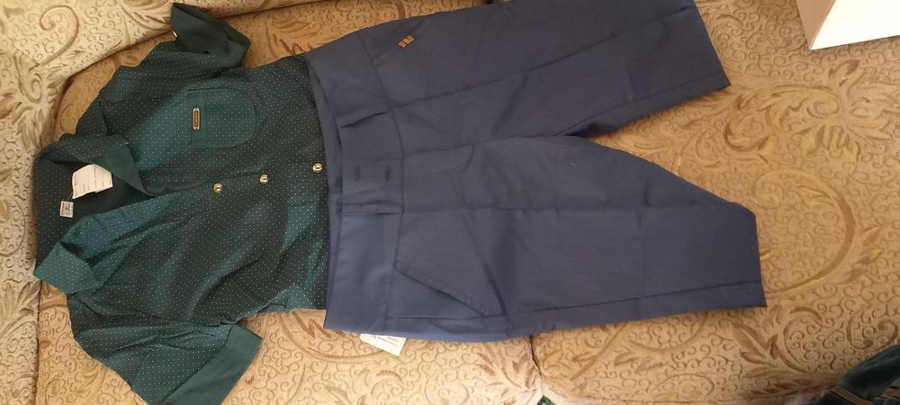 Новая кофта и класический модний брюк