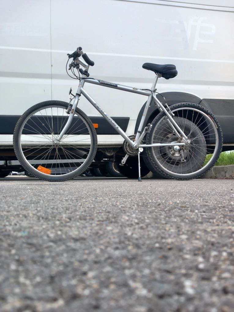 Biciclcat aluminiu