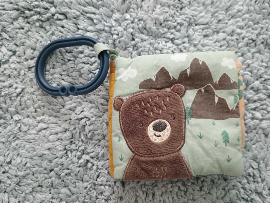 Бебешки играчки подходящи за количка и кошара