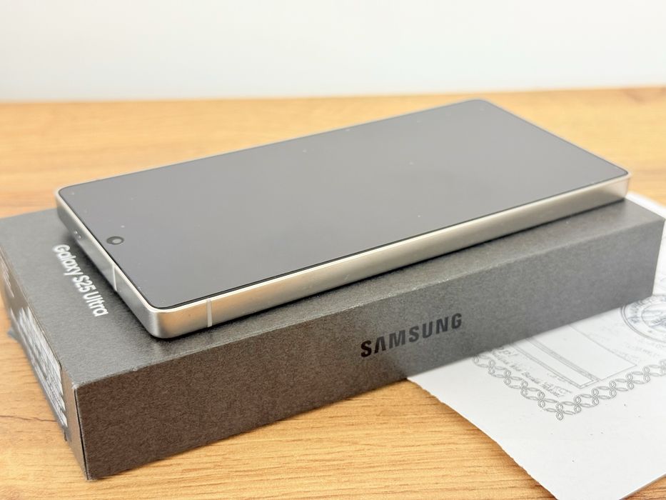 Samsung Galaxy S25 Ultra  Гаранция!!!