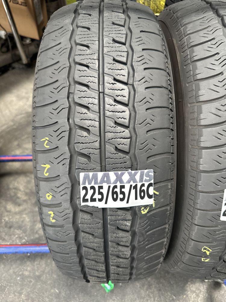 225/65/16C Maxxis M+S