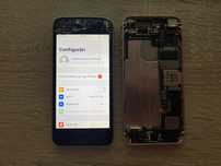 Lot doua iPhone SE (1) pentru piese