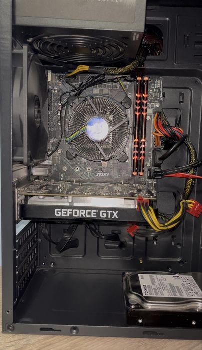 Геймърски PC / Компютър - i5 9400f