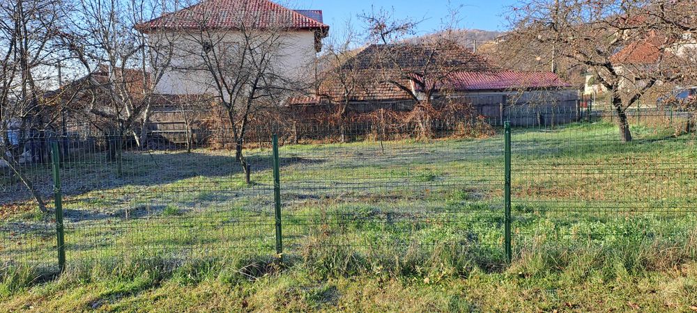 Proprietar vand teren intravilan Campulung Muscel, Arges
