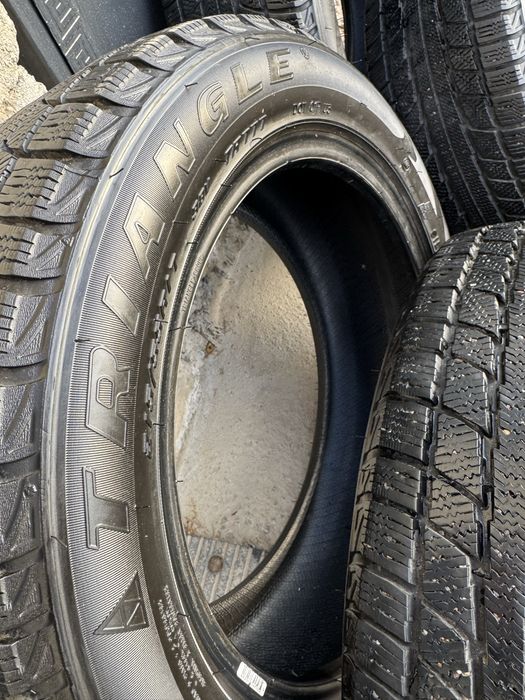 Шины зимние Triangle R17 215/55