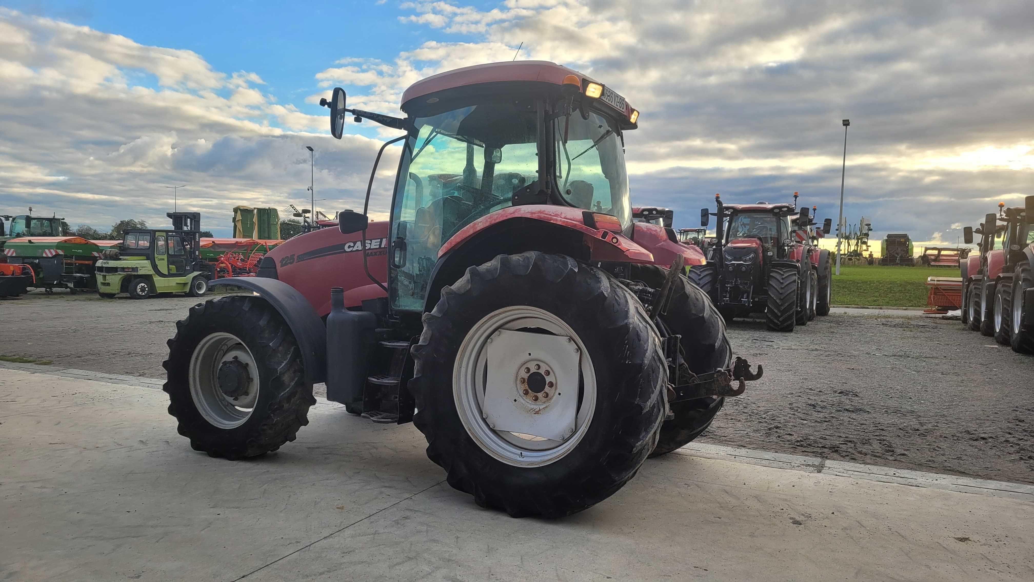 Tractor CASE MAXXUM 125, an 2008, 125 cai, 8960 ore