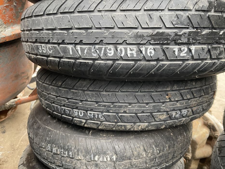 Продам новые диски Нива с Резиной