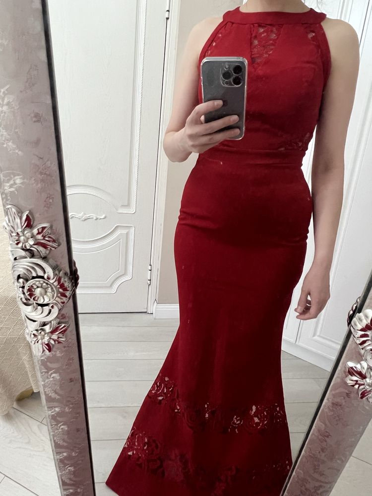 Продаю новое платье в пол!)