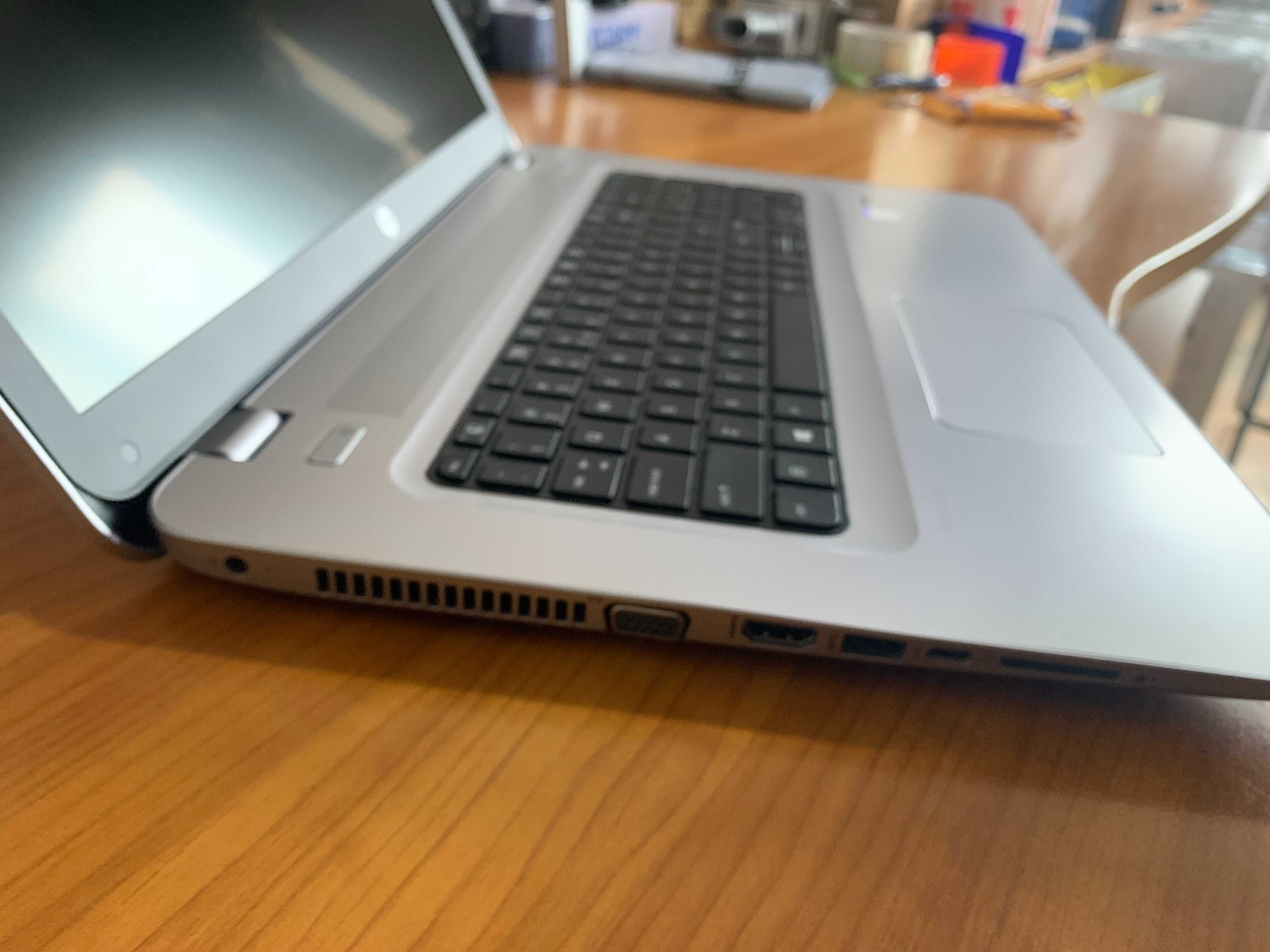 Лаптоп 17" HP ProBook 470 G4, Intel Core i7-7500U, 8GB RAM, 256GB SSD