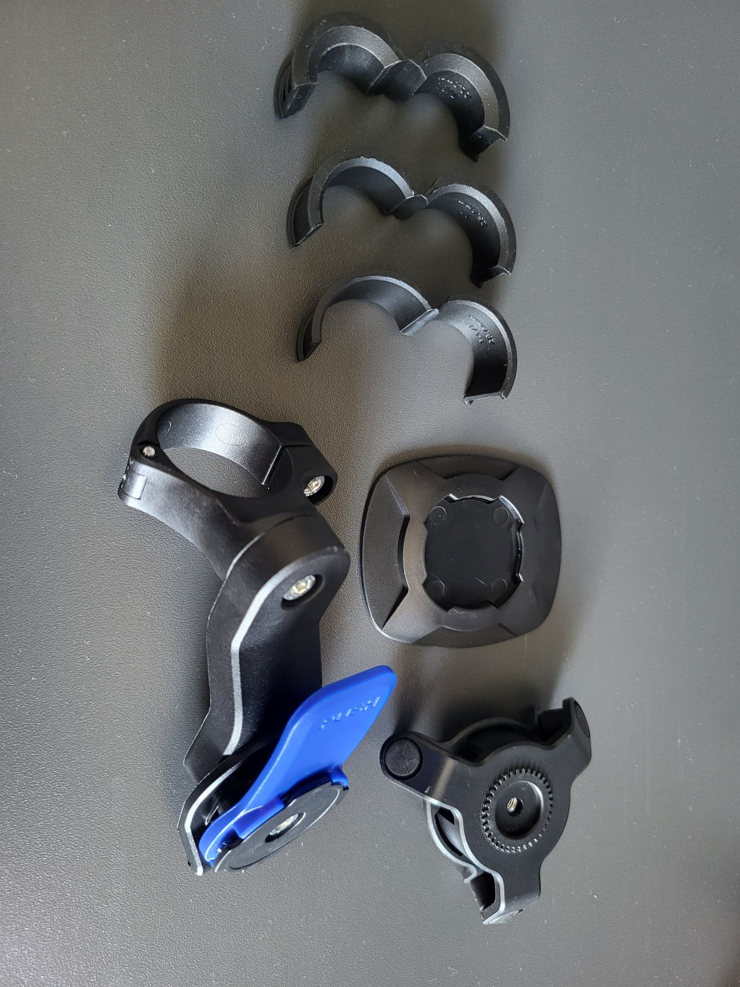 Suport telefon tip quadlock nou