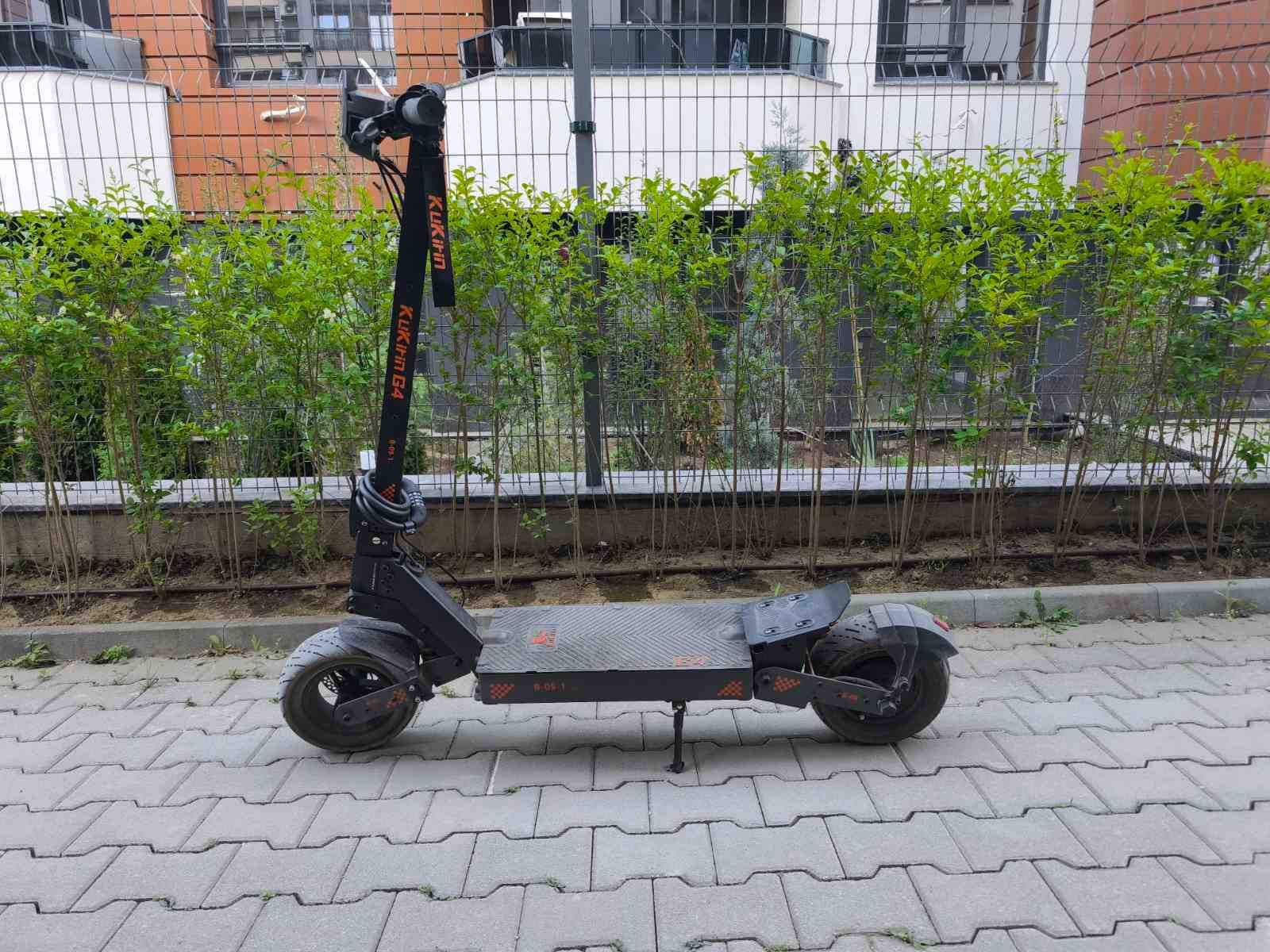 Kugoo G4 тротинетка
