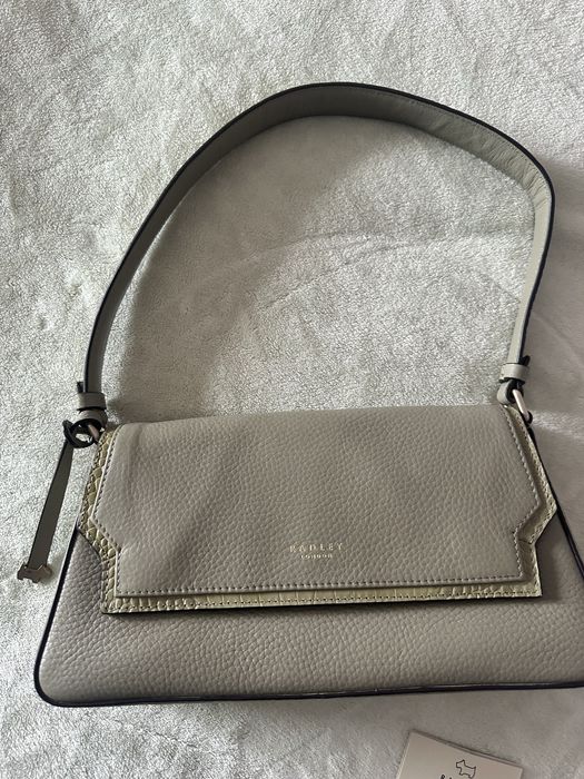 Оригинална дамска кожена чанта Radley London