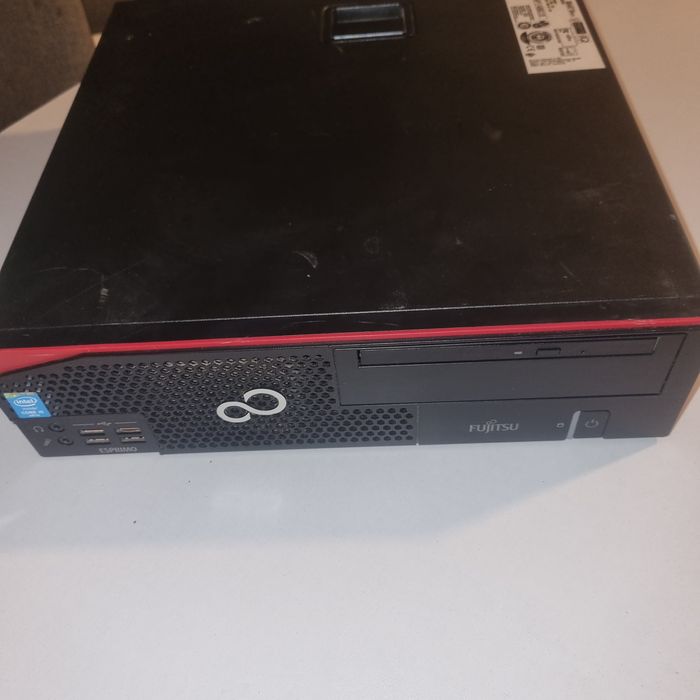 Vând sau schimb unitate PC și monitor