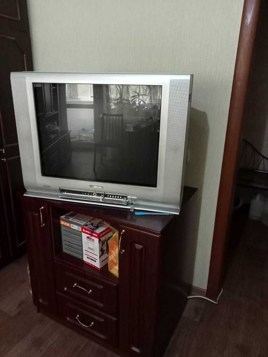 Телевизор Ташиба диагональ 70 см
