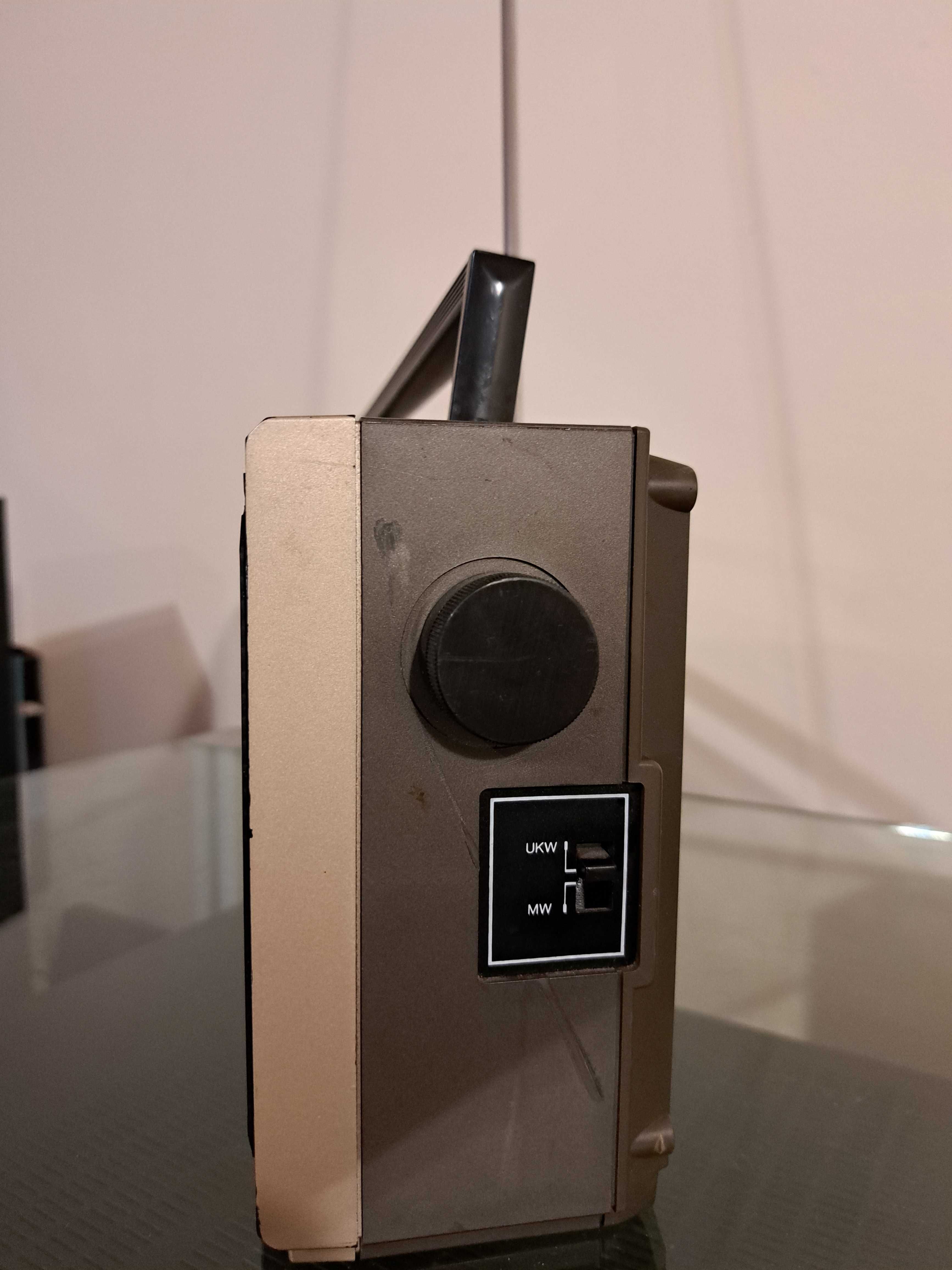 Boombox Dublu radio casetofon Universum CTR-1841