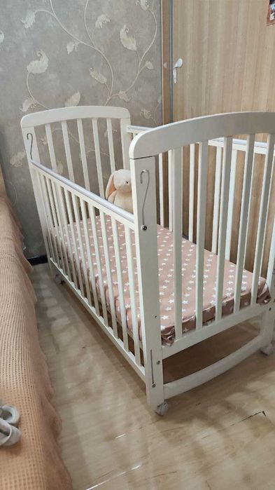 Кроватка детская