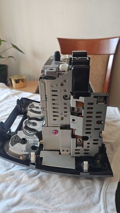 Централен панел заМазда 2