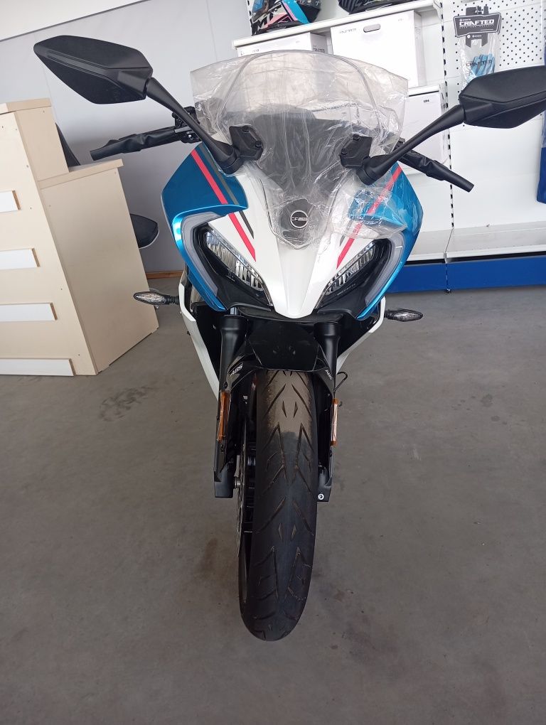 CFMOTO 250 SR -R  2 yill kafolat Evro 5 standartlariga javob beradi
