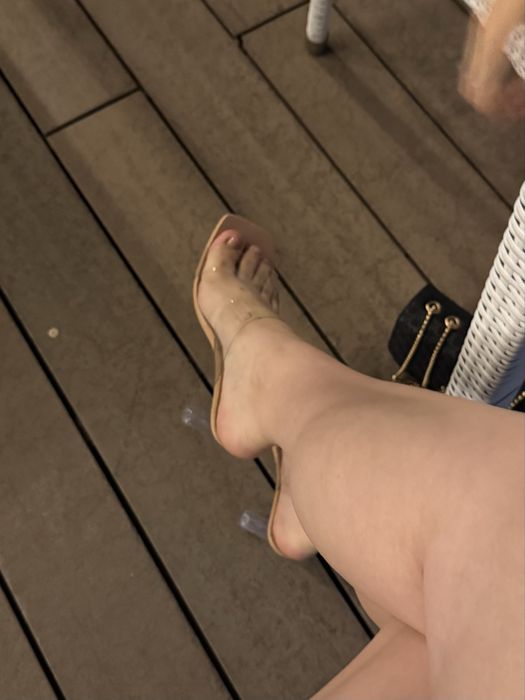 Продам босонжки прозрачный