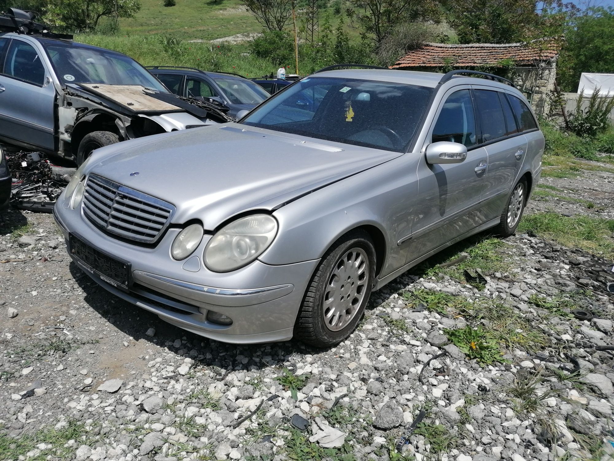 На части! Mercedes E270 CDI авангард комби ръчка!